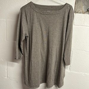 Women’s light brown 3/4 sleeve tunic with pockets